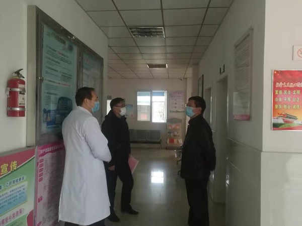 区人大常委会主任王良仁赴腰铺镇督导疫情防控情况 (3).jpg