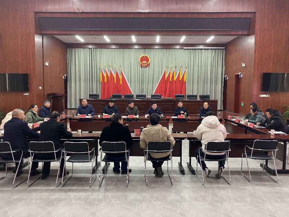 市人大常委会副主任姚志在沙河镇开展“新春访万企 助力解难题”现场办公活动..jpg