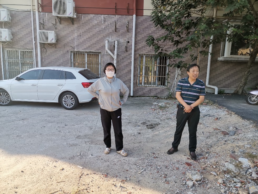 银花街道：人大代表助力解决“停车难”.jpg