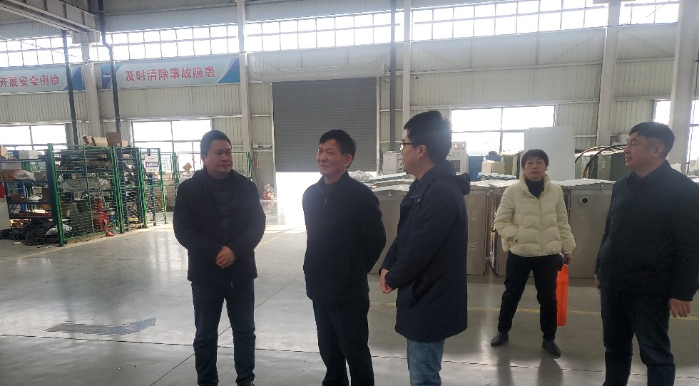 王良仁深入南谯经开区企业开展帮扶活动.jpg