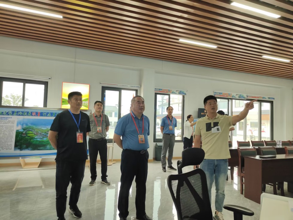 张思源督导施集镇人大“找亮点，促提升，惠民生”代表视察主题活动2.jpg