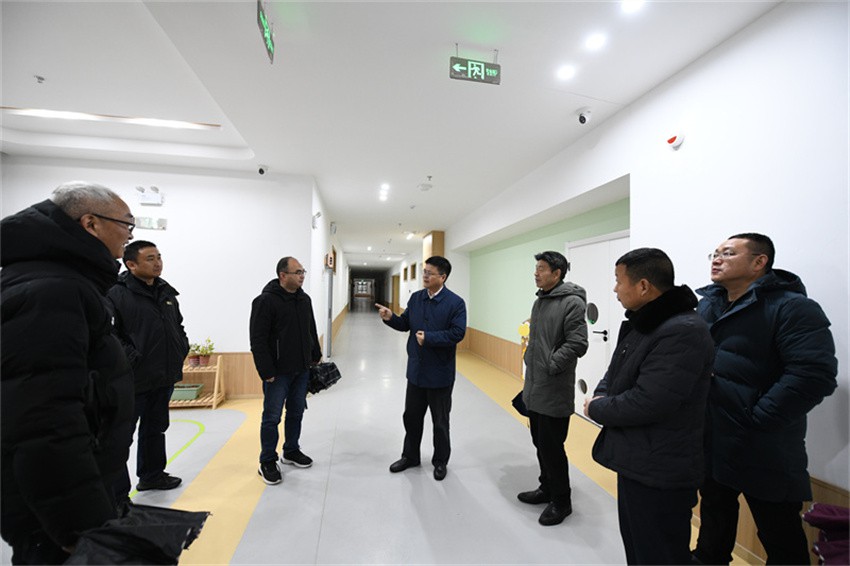 徐广友率队调研“城南区域教育布局优化工程”.jpg