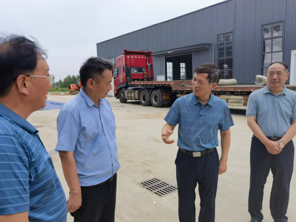 王良仁调研镇街人大工作.jpg