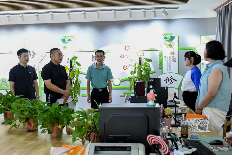 贾佳调研谯丰文化并宣讲党的二十届三中全会精神.jpg