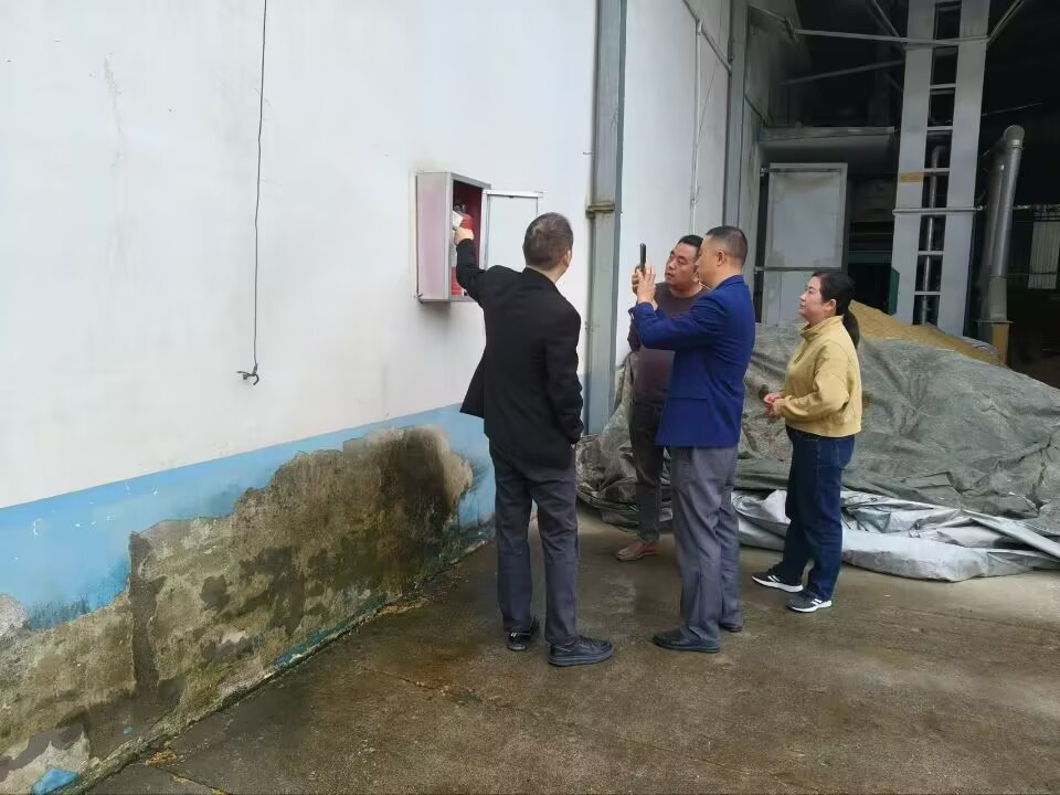 大柳镇人大：多举措筑牢安全生产防线.jpg