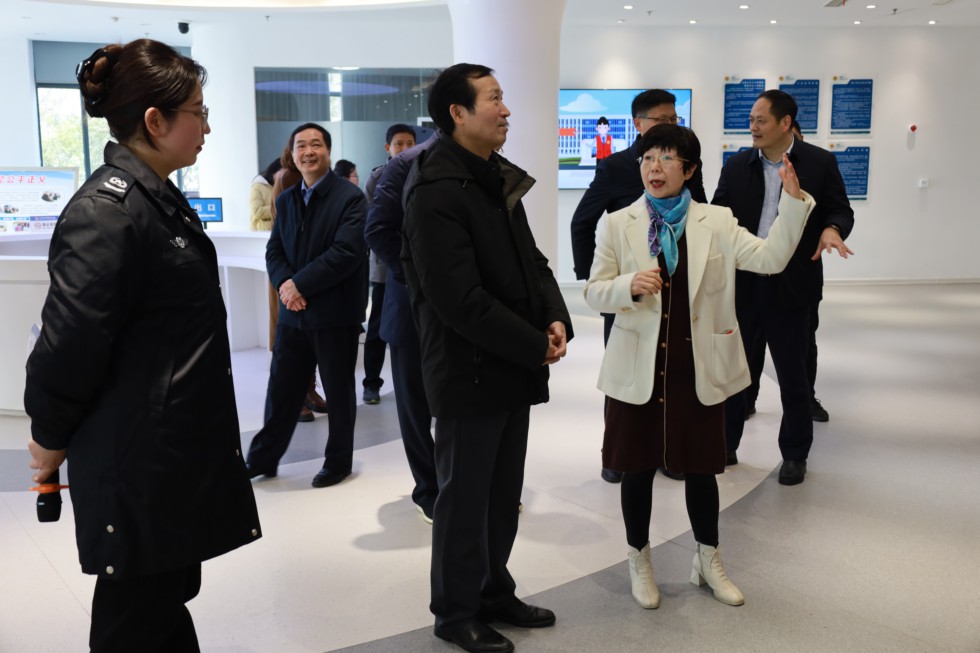 省人大常委会来南谯调研法律援助工作.jpg